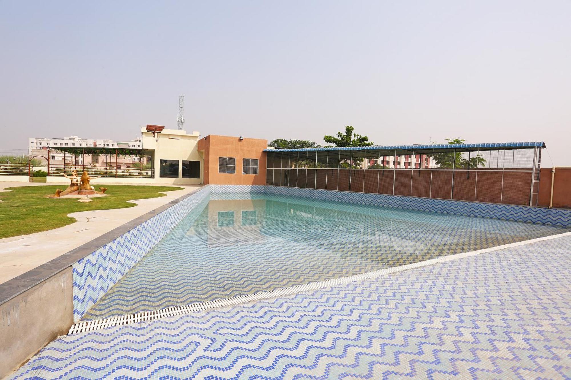 Hotel O Radhika Resort Kota  Esterno foto